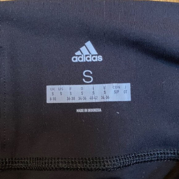 Adidas Crop leggings in Black size Small - Picture 4 of 10
